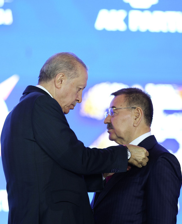 Kupa tozlanır o korku kalır