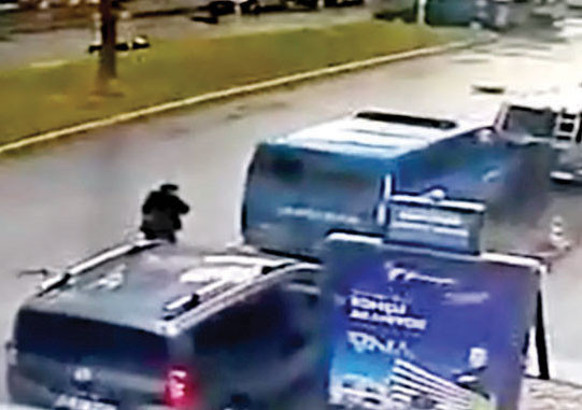 Şehit oldu geçit vermedi