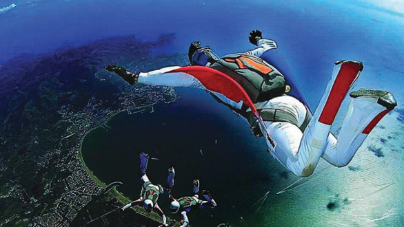 Uçak düştü herkes kurtuldu