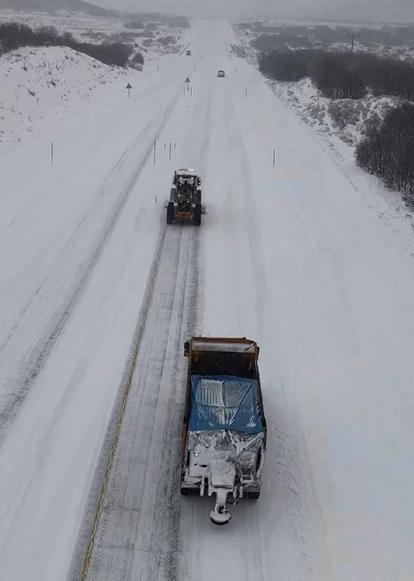 Son dakika... Meteoroloji uyarmıştı, kar yağışı etkili oluyor Türkiye beyaza büründü: İşte kar manzaraları