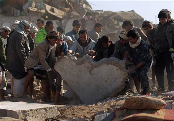 Arap ülkelerinden Yemen’e hava saldırısı