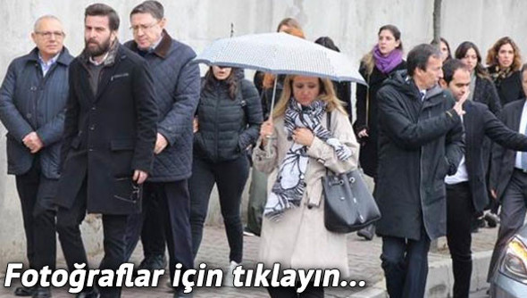 Kahreden anlar Düşen jette yaşamını yitirenlere veda...