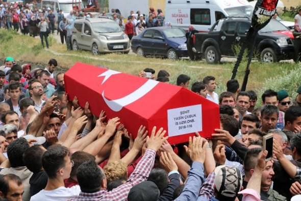 Şehitlere veda