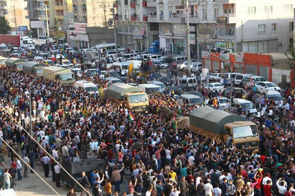 Erbilden yola çıkan Peşmerge grubu Mardinde