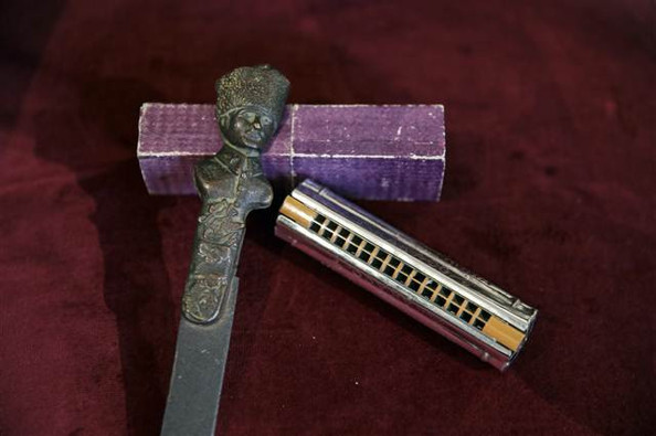 Atatürkün Latife Hanıma hediye ettiği atın eyeri satışta