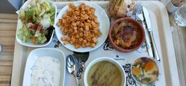 Yemekhaneler yarışıyor