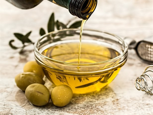 Doğanın Mucizesi Zeytinyağının Vücudumuza 9 Faydası