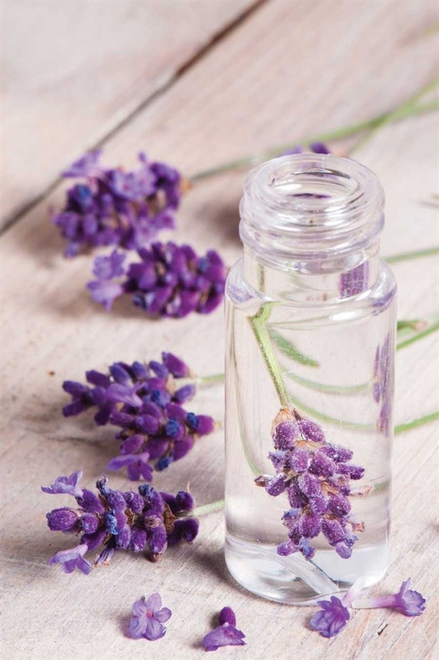 10 aromaterapi yağı ve faydaları