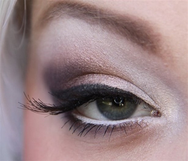 Adım Adım Pratik Makyaj