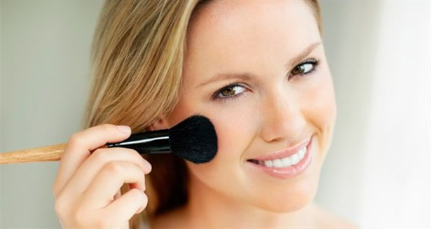 Adım Adım Pratik Makyaj