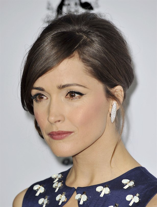 Dalgalı Saçlar İçin En Pratik Modeller