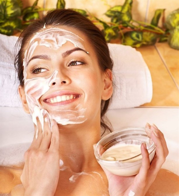 Güneşten Zarar Görmeyi Engelleyen Pratik Maskeler