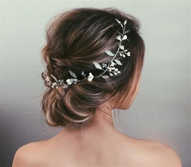 2018 İlkbahar- Yaz Gelin Saçı Trendleri