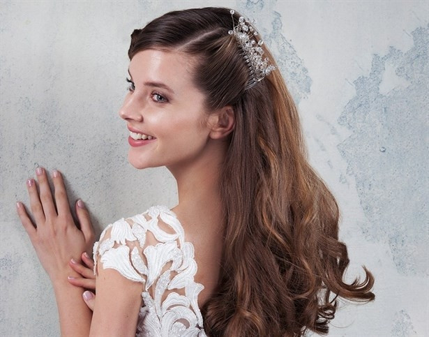 2018 İlkbahar- Yaz Gelin Saçı Trendleri