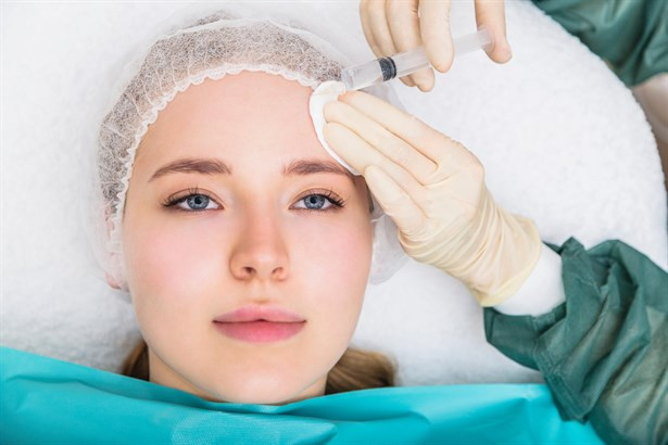 Yüz Gerdirme Ameliyatı Hakkında Merak Edilenler