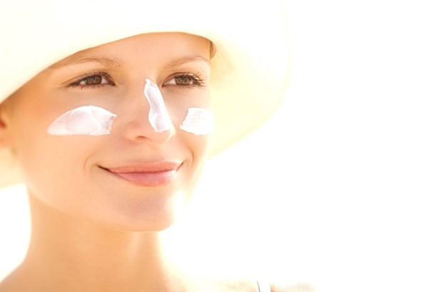 Güneş Koruyucularla İlgili Merak Edilen Her Şey