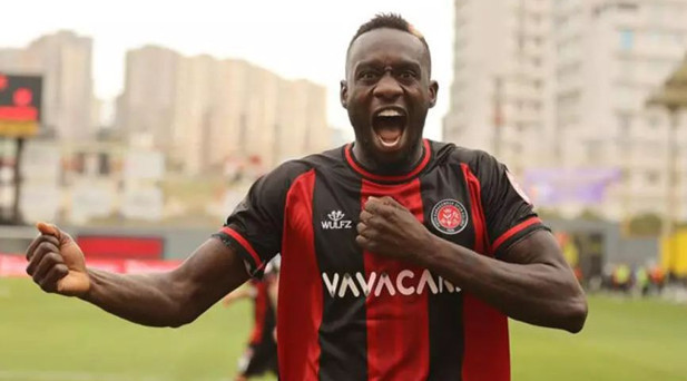 DIAGNE YENİ ADRESİNİ AÇIKLADI