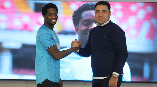 SİVASSPORA HOLLANDALI FORVET