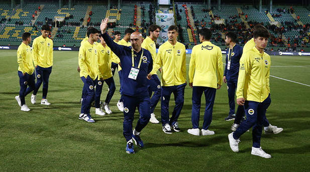 FENERBAHÇE ZEMİNİ İNCELEDİ