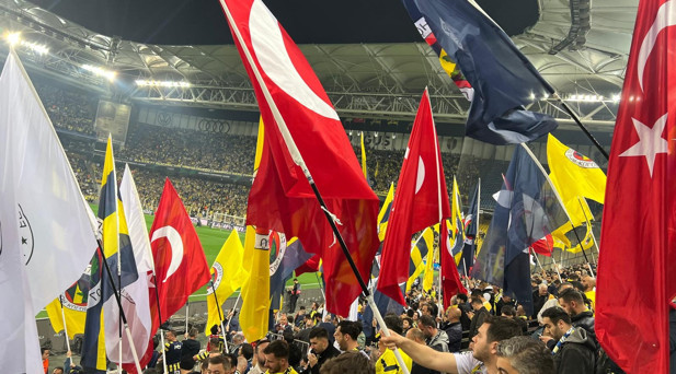 MAÇ BAŞLADI BAŞARILAR FENERBAHÇE