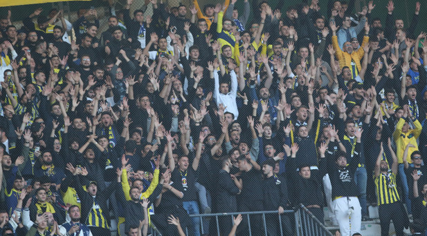 FENERBAHÇE GOLE YAKLAŞTI