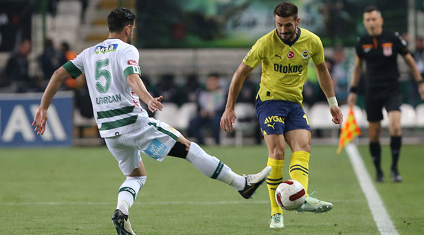 İLK YARIDA GOL YOK