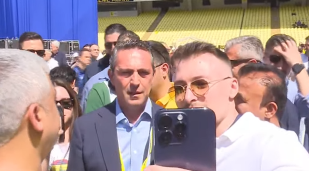 ALİ KOÇ STADYUMA GELDİ