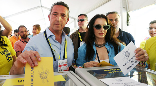 ALİ KOÇ OYUNU KULLANDI