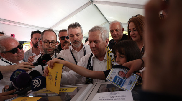 AZİZ YILDIRIM DA KULLANDI