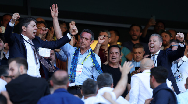 ALİ KOÇ SEÇİMİ ÖNDE GÖTÜRÜYOR