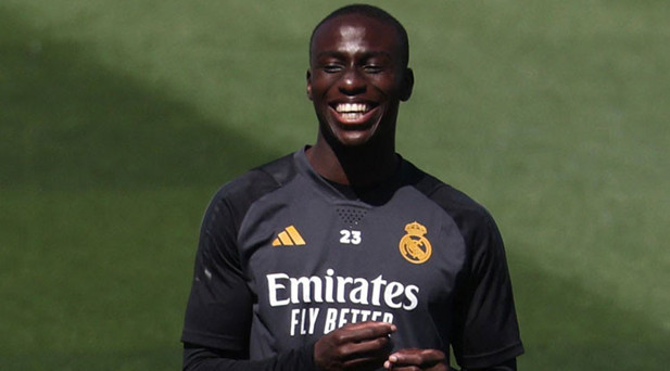 REAL MADRİD, MENDYE VEDA EDECEK