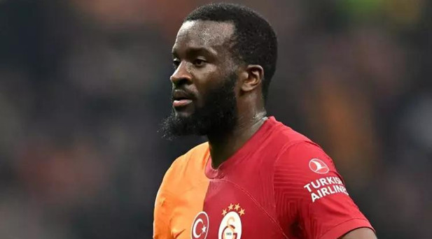 NDOMBELE İLE YOLLAR AYRILDI