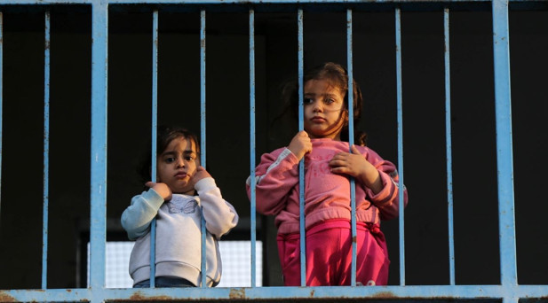 UNRWA: Yetersiz beslenen 50 bin çocuk tedavi edilemiyor