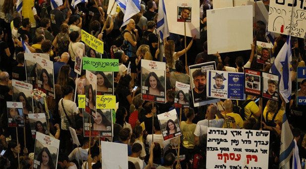 İsrail sokaklarında hükümet istifa sesleri