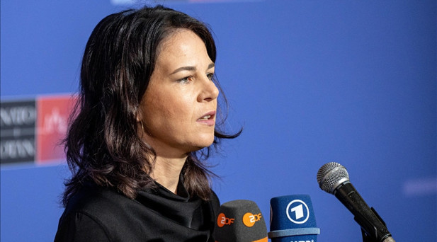 Almanya, soykırımla yargılanan İsraile verilecek silahlar için güvence istediğini kabul etti