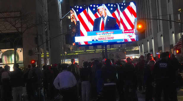 Bir tarafta sevinç bir tarafta hüzün