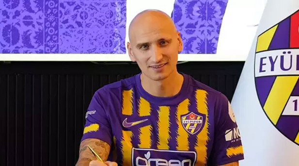 EYÜPSPORDA AYRILIK RESMEN AÇIKLANDI