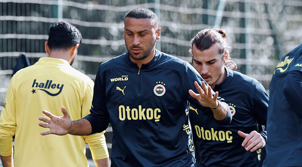 CENK TOSUN VE HASAN ALİ KALDIRIM İMZAYI ATIYOR