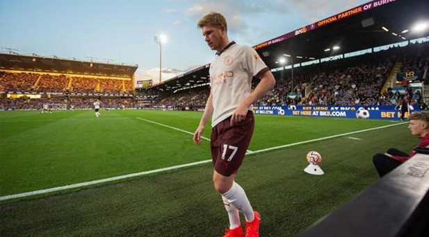 DE BRUYNE İÇİN MERTENS DEVREDE