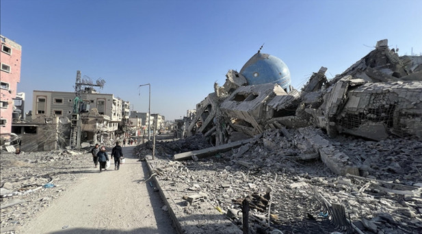 Hamas: Gazzede yerinden edilen Filistinliler şiddetli rüzgar nedeniyle zor bir gece geçirdi