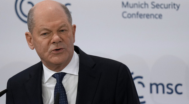 Almanya, Ukraynanın silah ve askerden arındırılması fikrini kabul etmeyecek