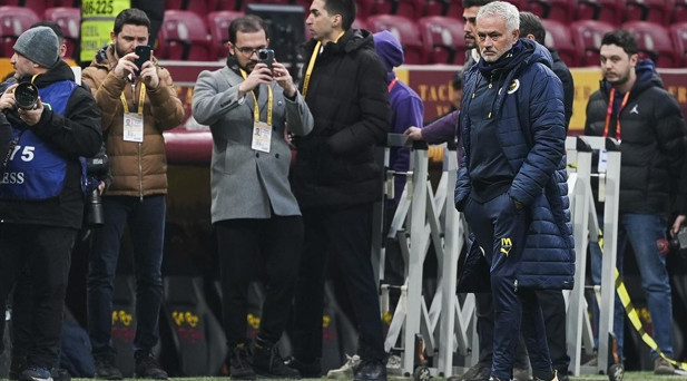 MOURINHO: TAKIMIN BÜTÜNSELLİĞİ ÖNEMLİ