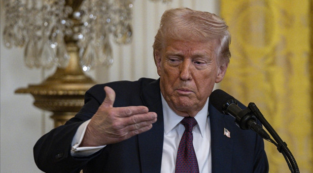 Trump Ukraynaya yardımları durdurdu