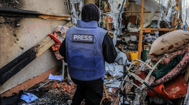 İsrail ordusu, Han Yunusta gazetecilerin çadırını hedef aldığını itiraf etti