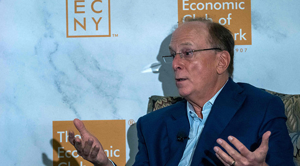 BlackRock CEOsu, ABDnin zaten resesyonda olduğunu söyledi