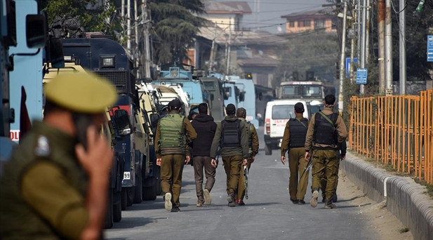 PAKİSTAN: İKİ NÜKLEER GÜÇ SAVAŞIN EŞİĞİNE GELDİ