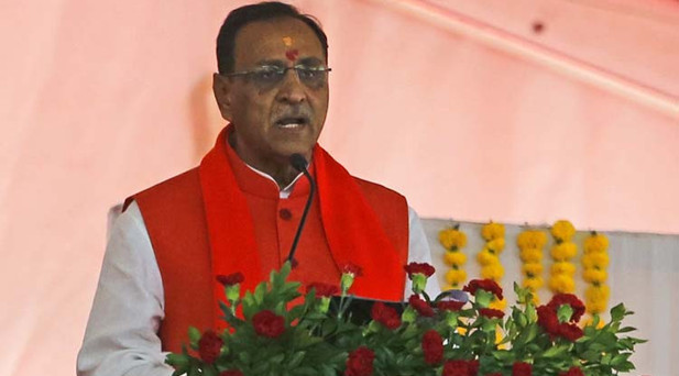 Eski eyalet başbakanı da uçak kazasında hayatını kaybetti