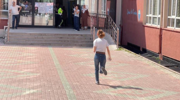 Umutlarına koşarak yetişti