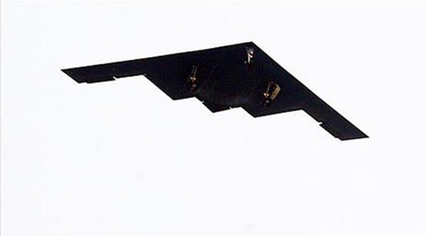 B-2 bombardıman uçakları havalandı