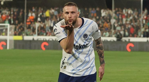 FENERBAHÇE SKRINIAR İLE ANLAŞTI